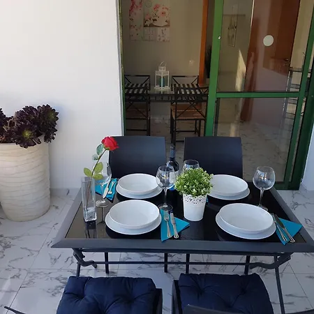 Casa Palmera Mit Beheiztem Pool Διαμέρισμα *